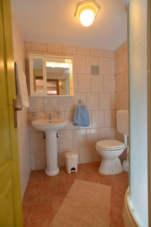 Apartments Palace Mira Mare ティヴァト エクステリア 写真